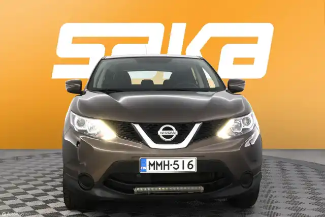 Beige Maastoauto, Nissan Qashqai – MMH-516