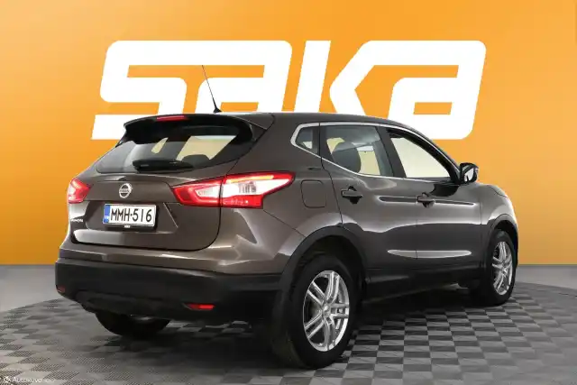 Beige Maastoauto, Nissan Qashqai – MMH-516