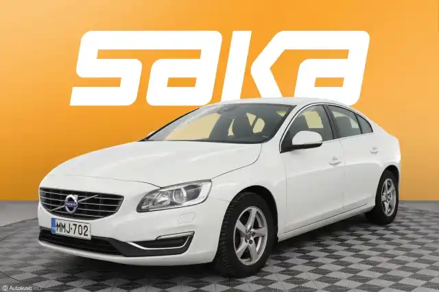 Valkoinen Sedan, Volvo S60 – MMJ-702