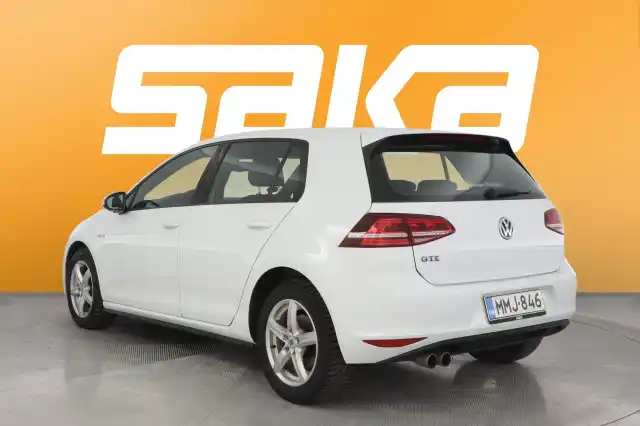 Valkoinen Viistoperä, Volkswagen Golf – MMJ-846