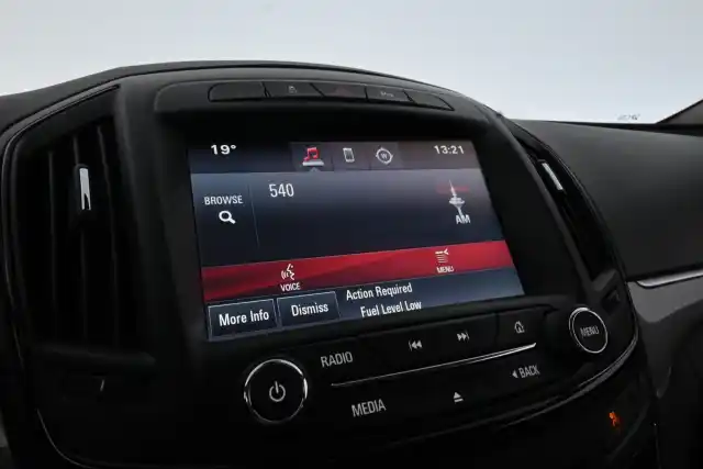 Musta Farmari, Opel Insignia – MMK-685