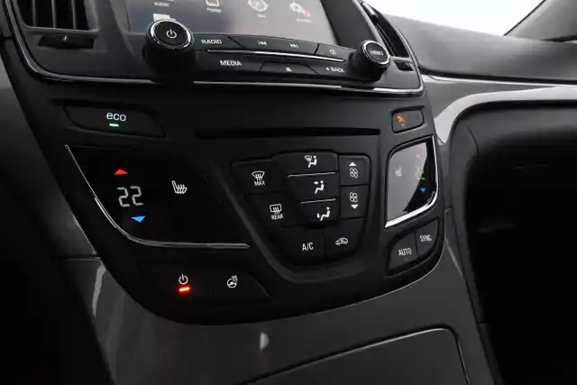 Musta Farmari, Opel Insignia – MMK-685