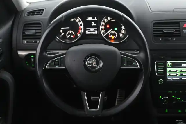 Musta Maastoauto, Skoda Yeti – MML-768