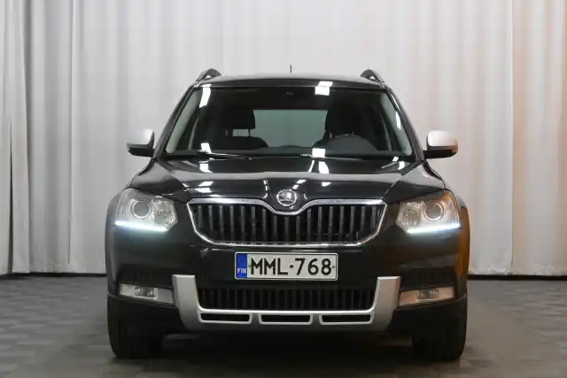 Musta Maastoauto, Skoda Yeti – MML-768