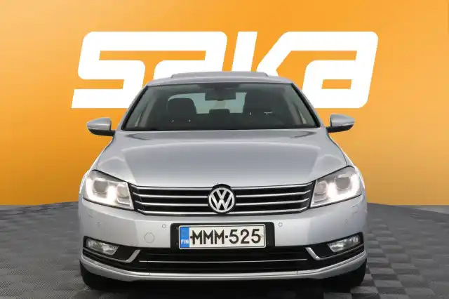 Hopea Sedan, Volkswagen Passat – MMM-525