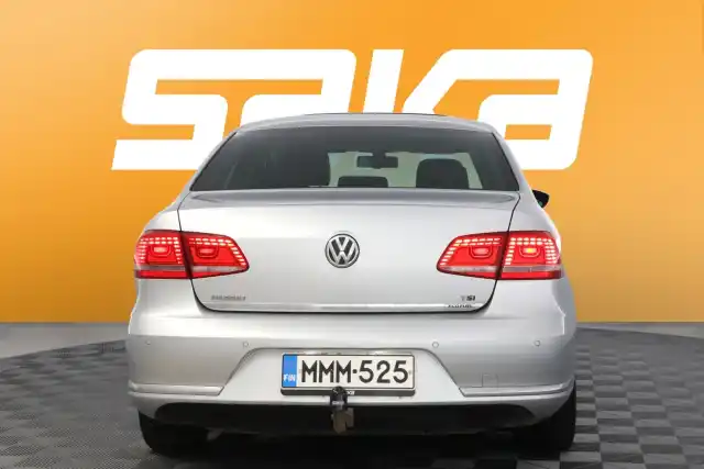 Hopea Sedan, Volkswagen Passat – MMM-525