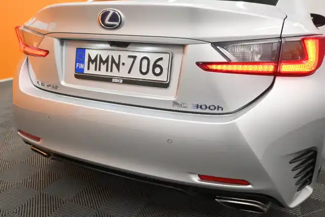 Hopea Coupe, Lexus RC – MMN-706