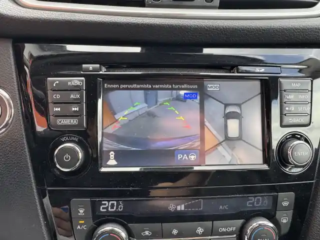 Sininen Maastoauto, Nissan Qashqai – MMN-950