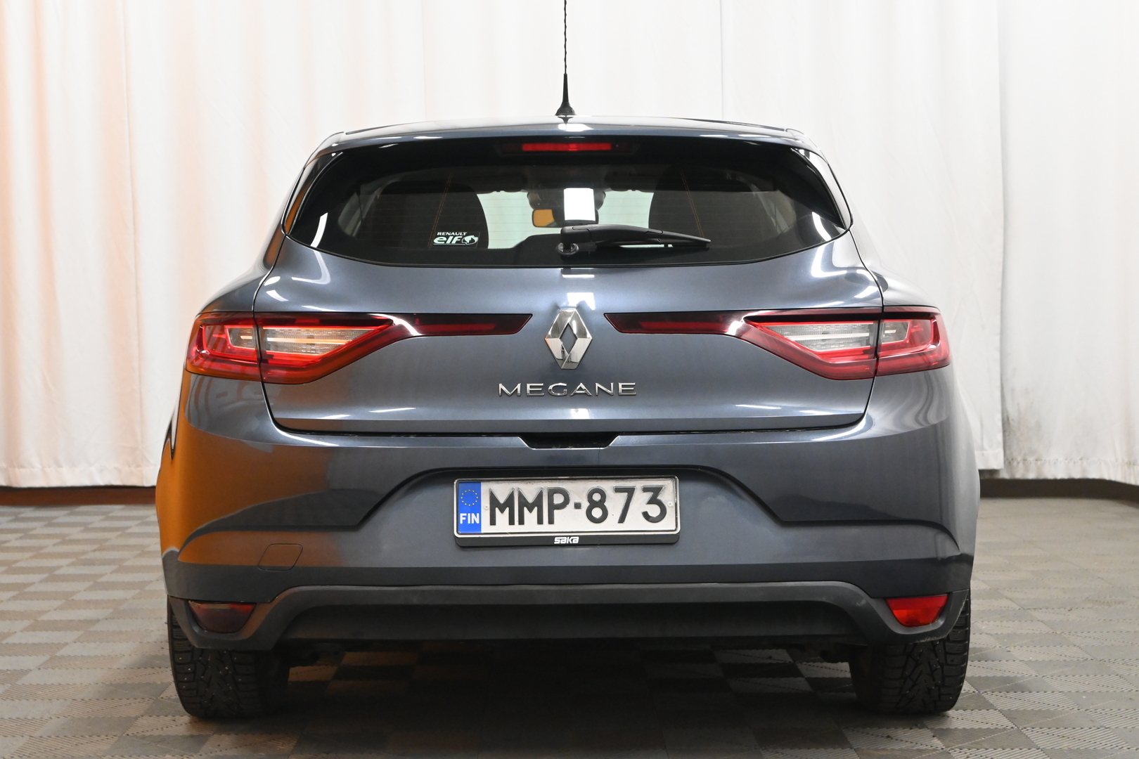 Harmaa Viistoperä, Renault Megane – MMP-873