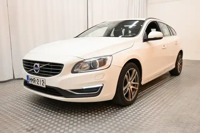 Valkoinen Farmari, Volvo V60 – MMR-212