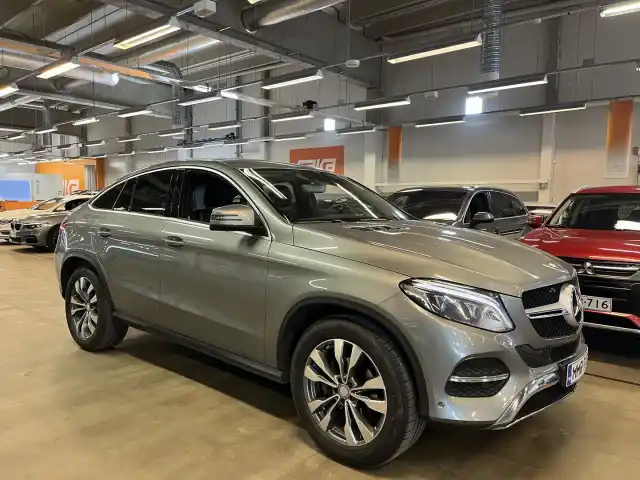Harmaa Coupe, Mercedes-Benz GLE – MMR-742