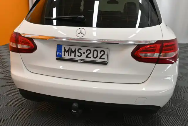 Valkoinen Farmari, Mercedes-Benz C – MMS-202