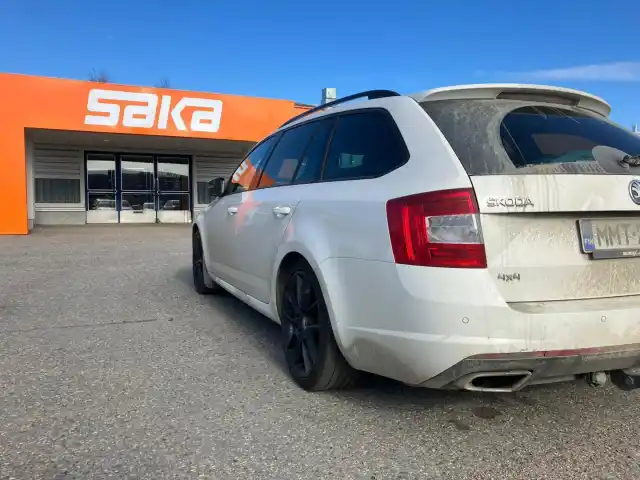 Valkoinen Farmari, Skoda Octavia – MMT-274