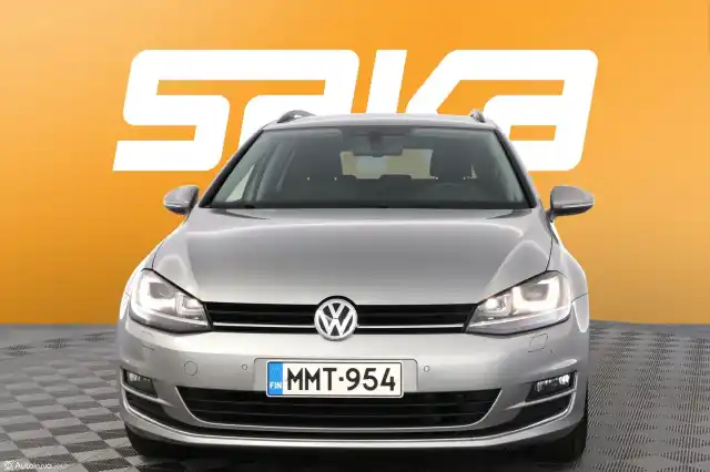 Harmaa Farmari, Volkswagen Golf – MMT-954