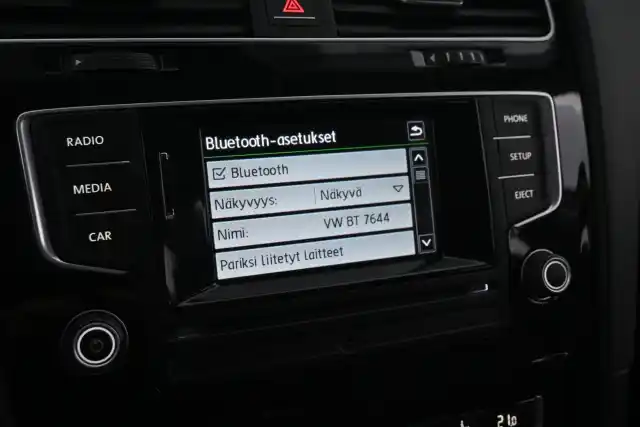 Harmaa Farmari, Volkswagen Golf – MMT-954