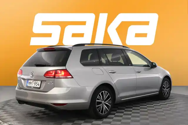 Harmaa Farmari, Volkswagen Golf – MMT-954
