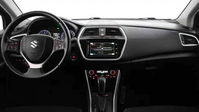 Sininen Viistoperä, Suzuki SX4 – MMX-976