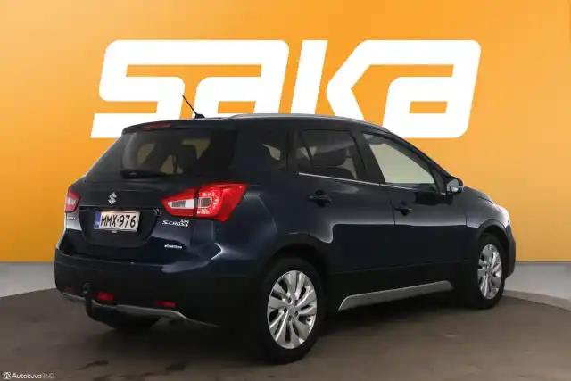 Sininen Viistoperä, Suzuki SX4 – MMX-976