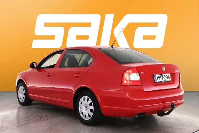 Punainen Viistoperä, Skoda Octavia – MMY-294