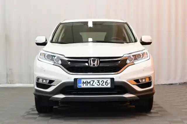 Valkoinen Maastoauto, Honda CR-V – MMZ-326