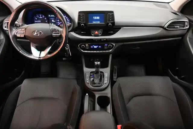 Beige Viistoperä, Hyundai I30 – MNA-575