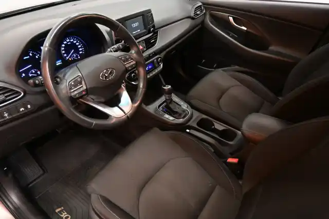 Beige Viistoperä, Hyundai I30 – MNA-575