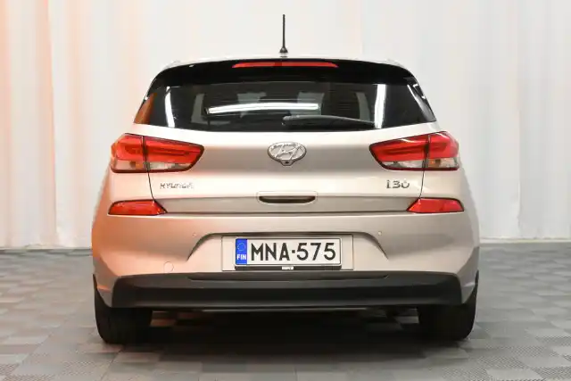 Beige Viistoperä, Hyundai I30 – MNA-575