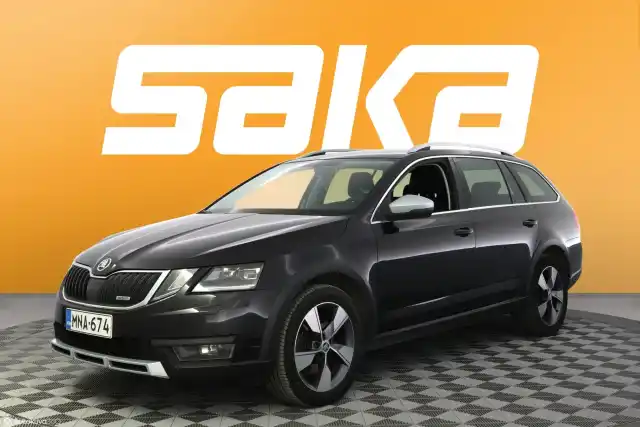 Musta Farmari, Skoda Octavia – MNA-674
