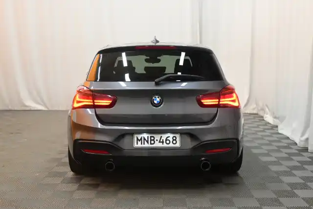 Harmaa Viistoperä, BMW M140i – MNB-468