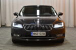 Musta Sedan, Skoda Superb – MNC-528, kuva 2