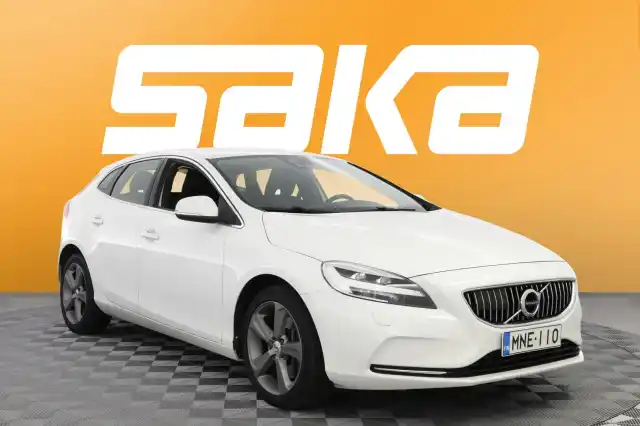 Valkoinen Viistoperä, Volvo V40 – MNE-110