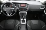 Valkoinen Viistoperä, Volvo V40 – MNE-110, kuva 16