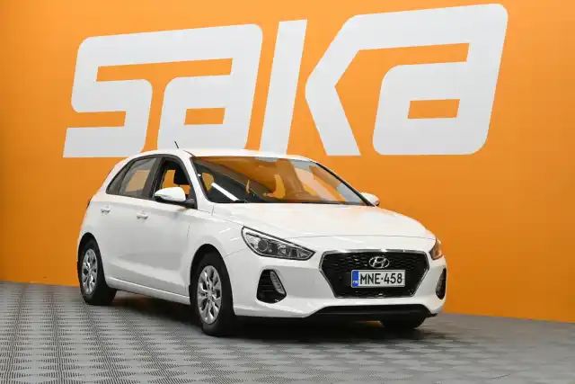 Valkoinen Viistoperä, Hyundai I30 – MNE-458