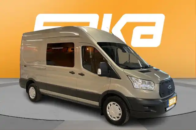 Harmaa Henkilöauto, Ford Transit – MNE-592