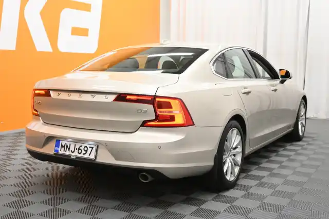 Ruskea Sedan, Volvo S90 – MNJ-697