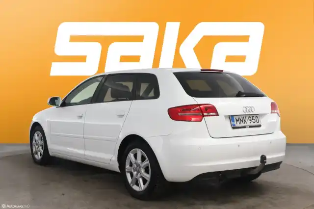 Valkoinen Viistoperä, Audi A3 – MNK-950