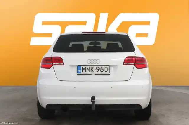 Valkoinen Viistoperä, Audi A3 – MNK-950