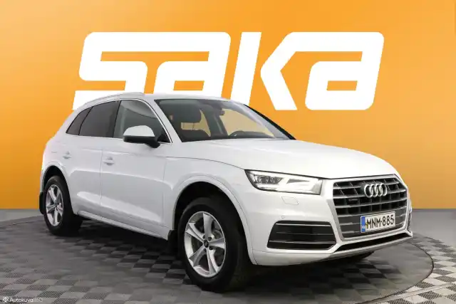 Valkoinen Maastoauto, Audi Q5 – MNM-885