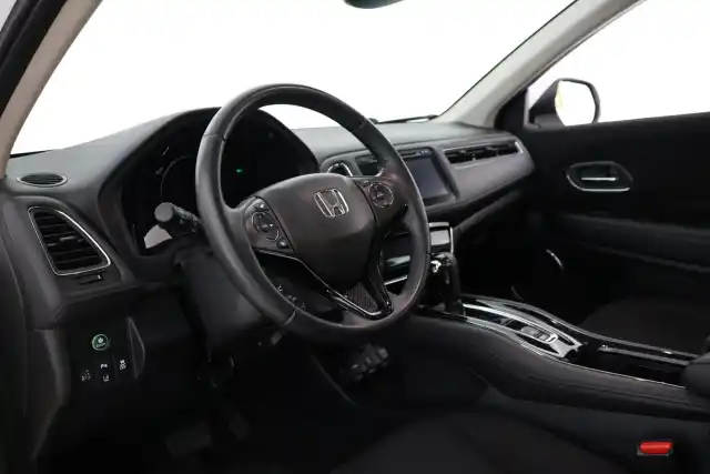 Valkoinen Maastoauto, Honda HR-V – MNN-604