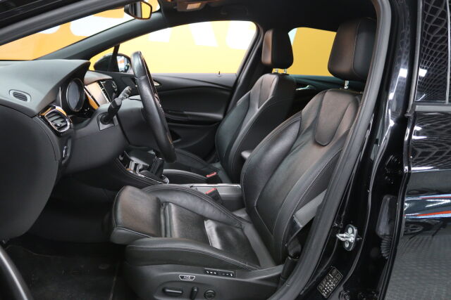Musta Farmari, Opel Astra – MNR-830