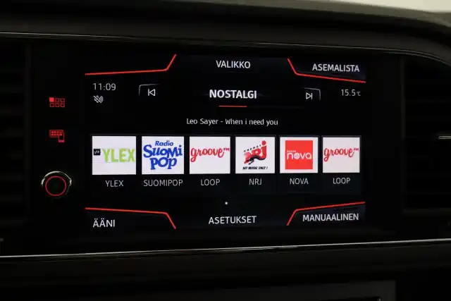 Sininen Viistoperä, Seat Leon – MNS-885