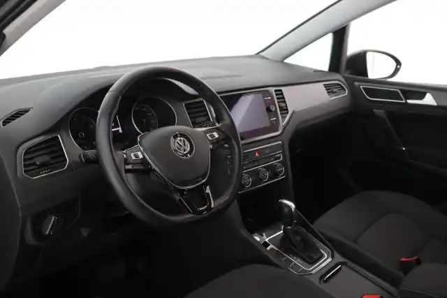 Harmaa Tila-auto, Volkswagen Golf Sportsvan – MNT-533