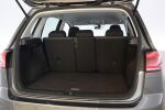 Harmaa Tila-auto, Volkswagen Golf Sportsvan – MNT-533, kuva 10