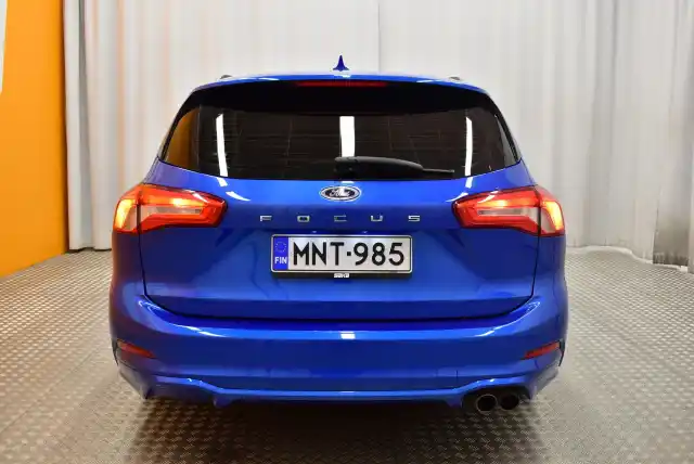 Sininen Farmari, Ford Focus – MNT-985