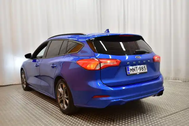 Sininen Farmari, Ford Focus – MNT-985