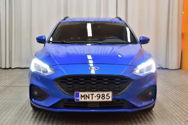 Sininen Farmari, Ford Focus – MNT-985