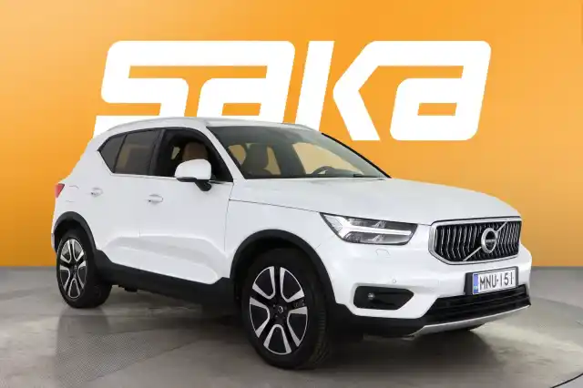 Valkoinen Maastoauto, Volvo XC40 – MNU-151