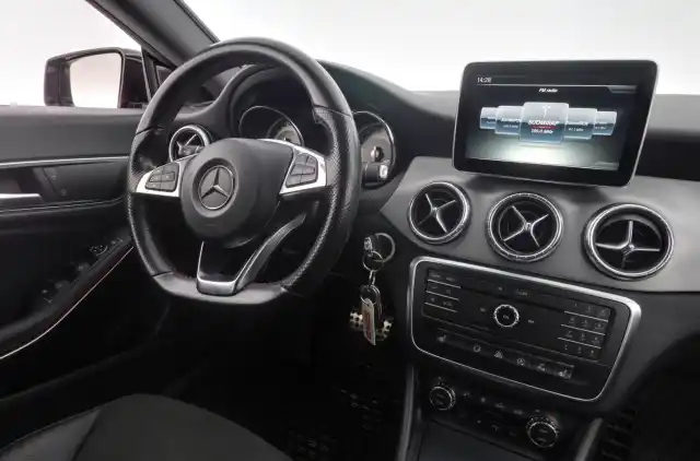 Musta Farmari, Mercedes-Benz CLA – MNX-224