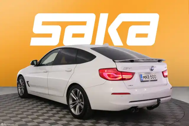 Valkoinen Sedan, BMW 320 Gran Turismo – MNX-500