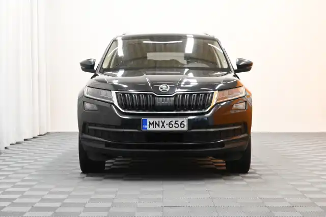 Musta Maastoauto, Skoda Kodiaq – MNX-656